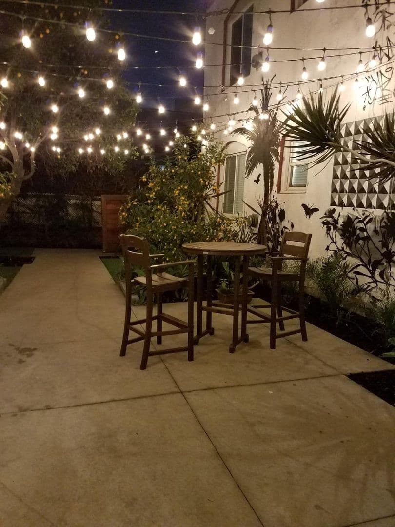 Los Angeles Apartment: 722 Hartford Ave.