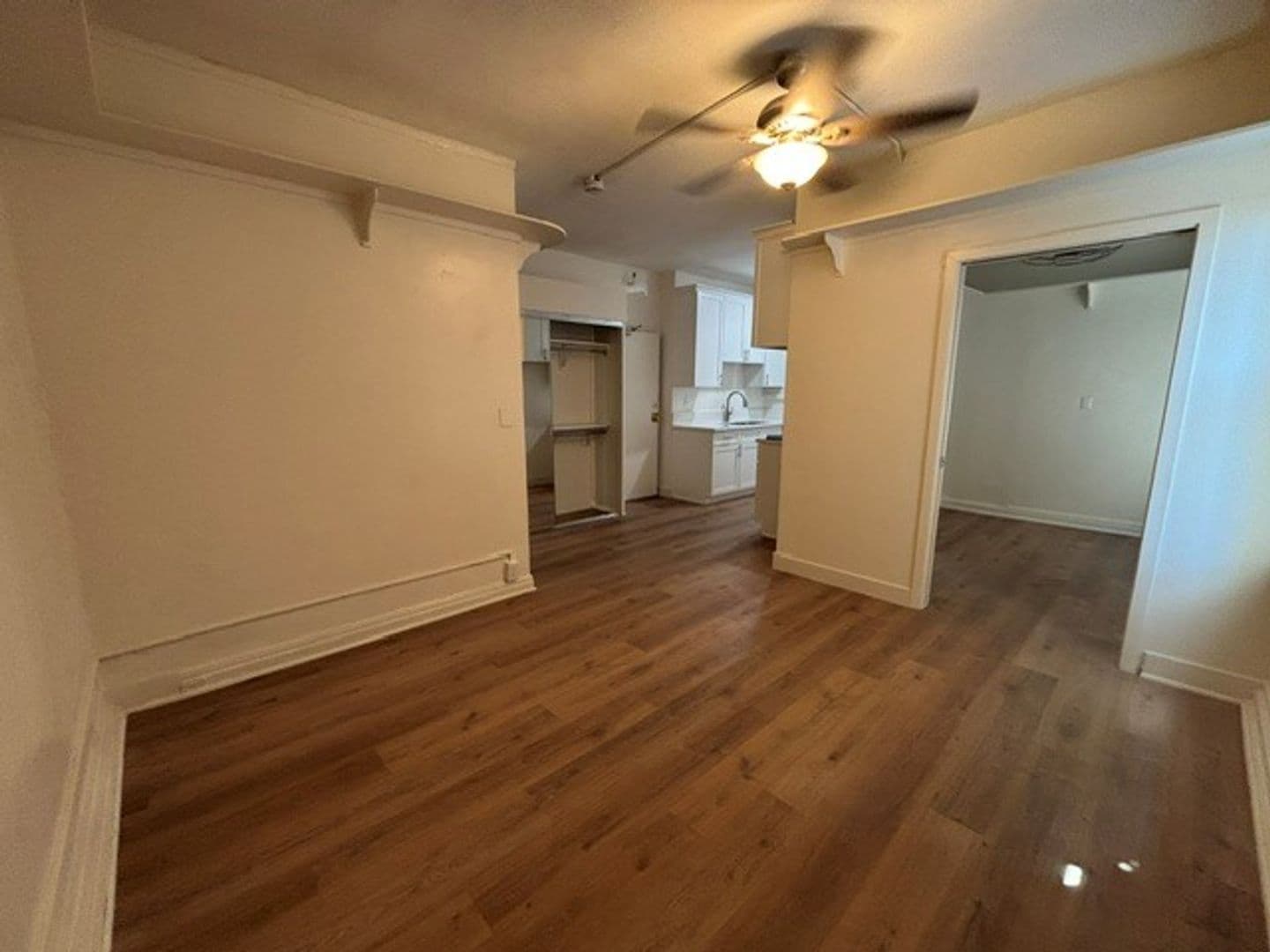 Los Angeles Apartment: 301 S. Kenmore Ave.