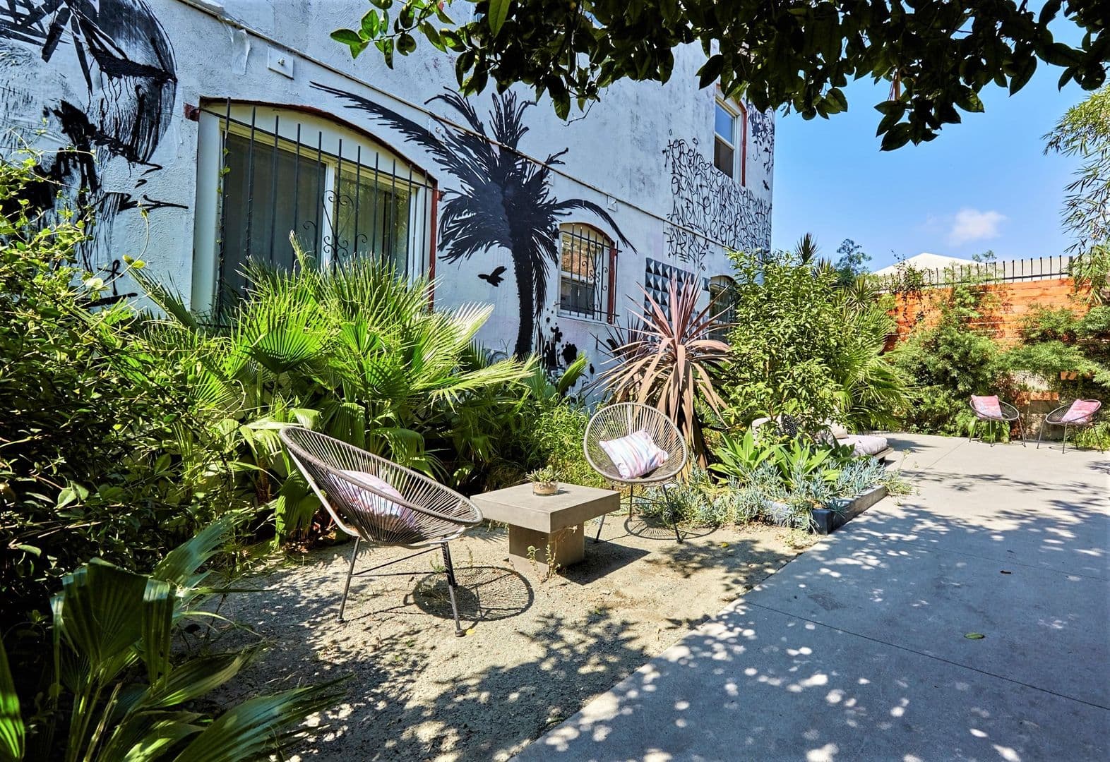 Los Angeles Apartment: 722 Hartford Ave.