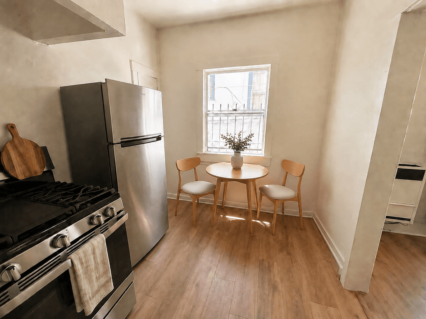 Los Angeles Apartment: 501 S. Rampart Blvd.