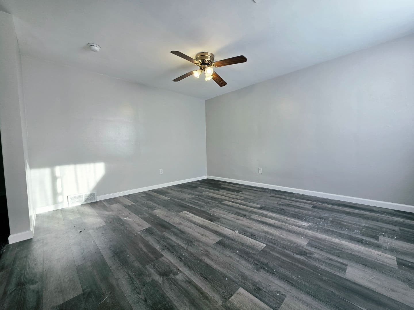 Mckees House: 601 Main Street