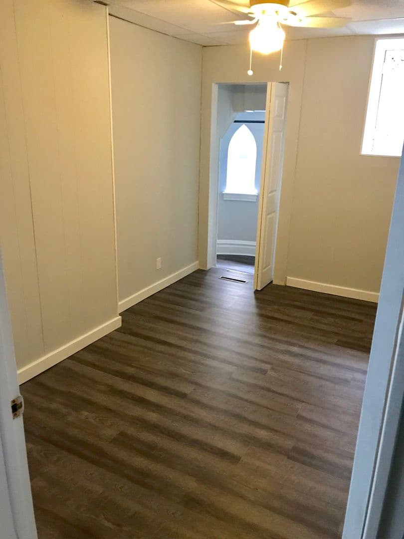 Pittsburgh Apartment: 43 S Fremont Ave
