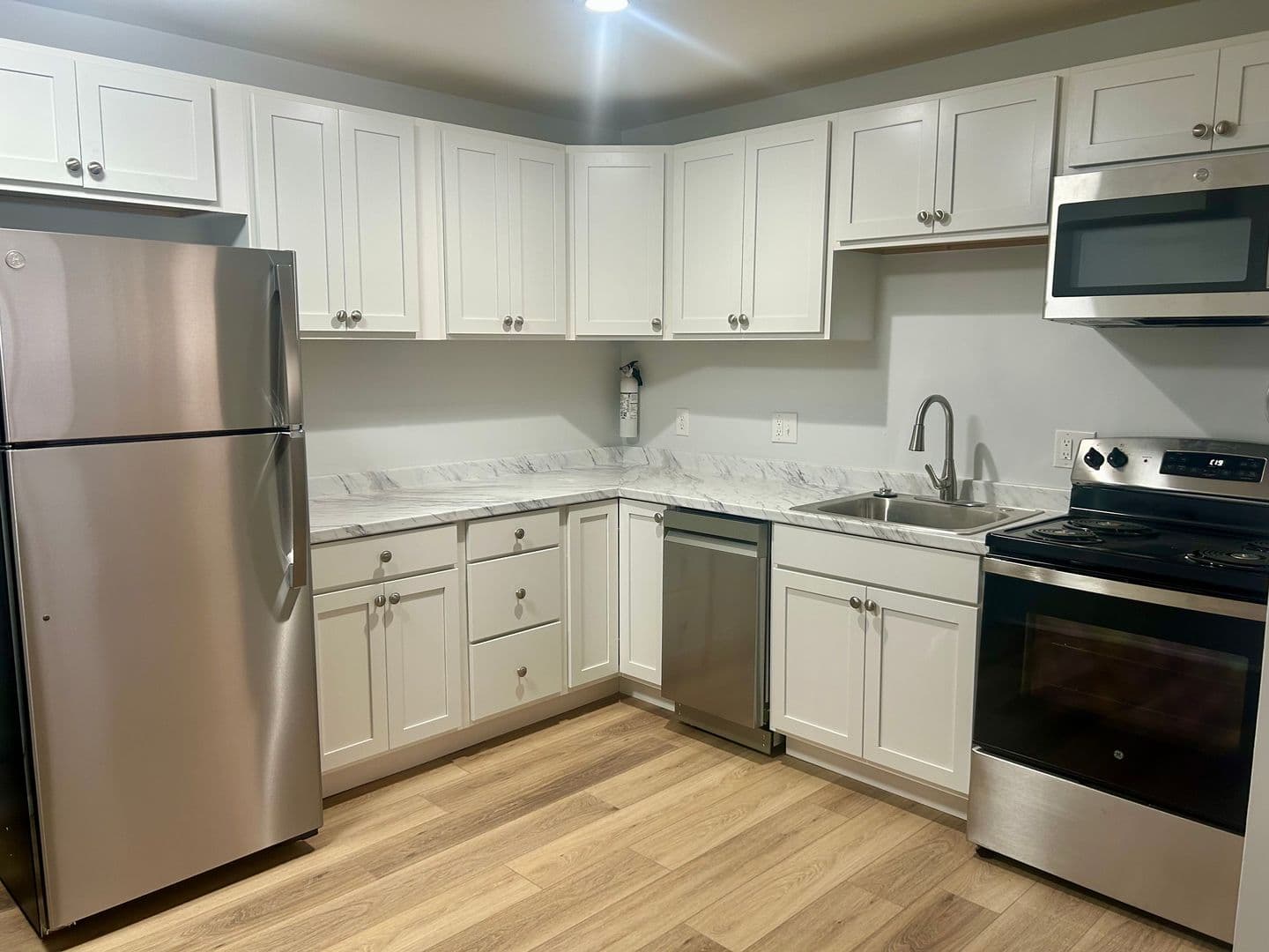 Ypsilanti Apartment: 715-777 Washtenaw Road