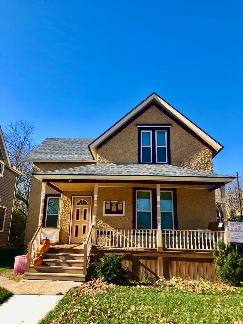 Ypsilanti Apartment: 117 Perrin