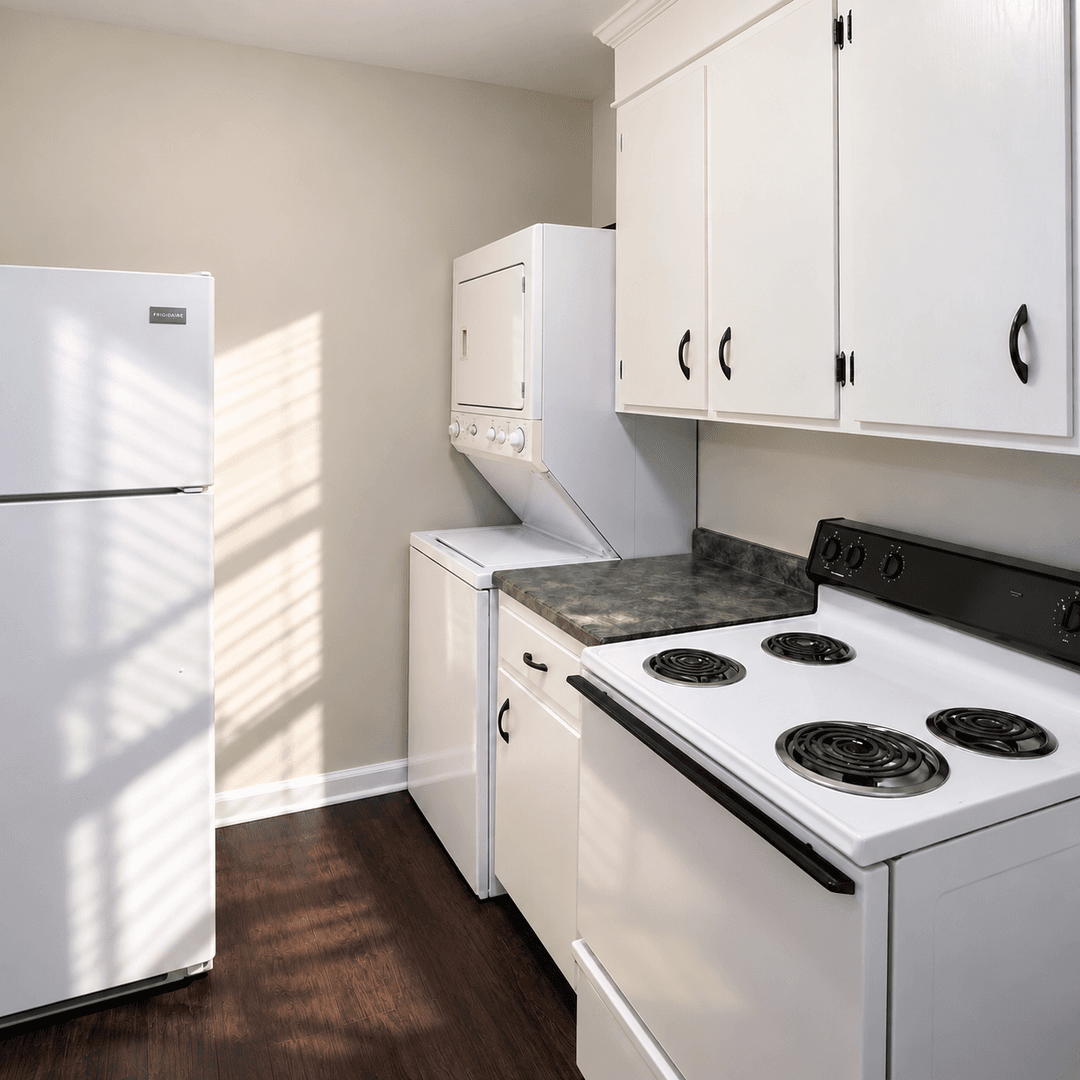 Savannah Apartment: 3 East 65th Street - #2