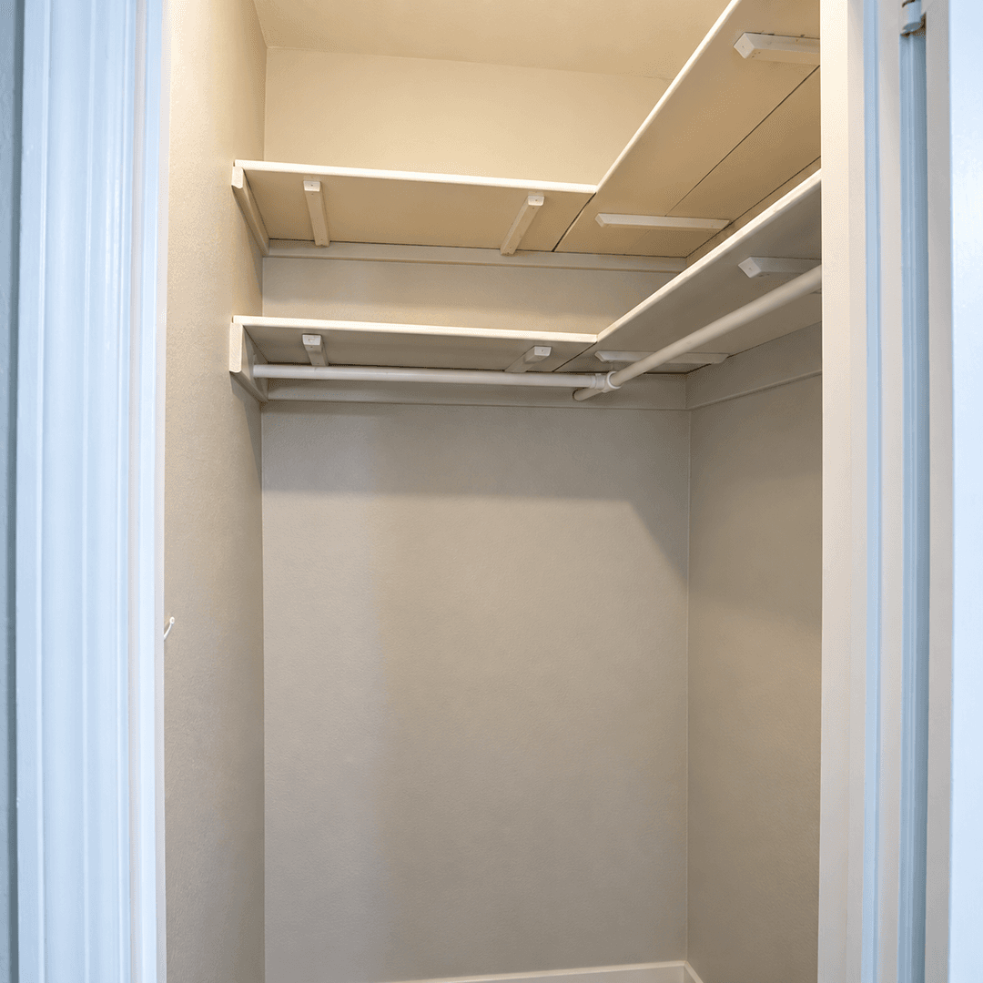 Savannah Apartment: 3 East 65th Street - #2