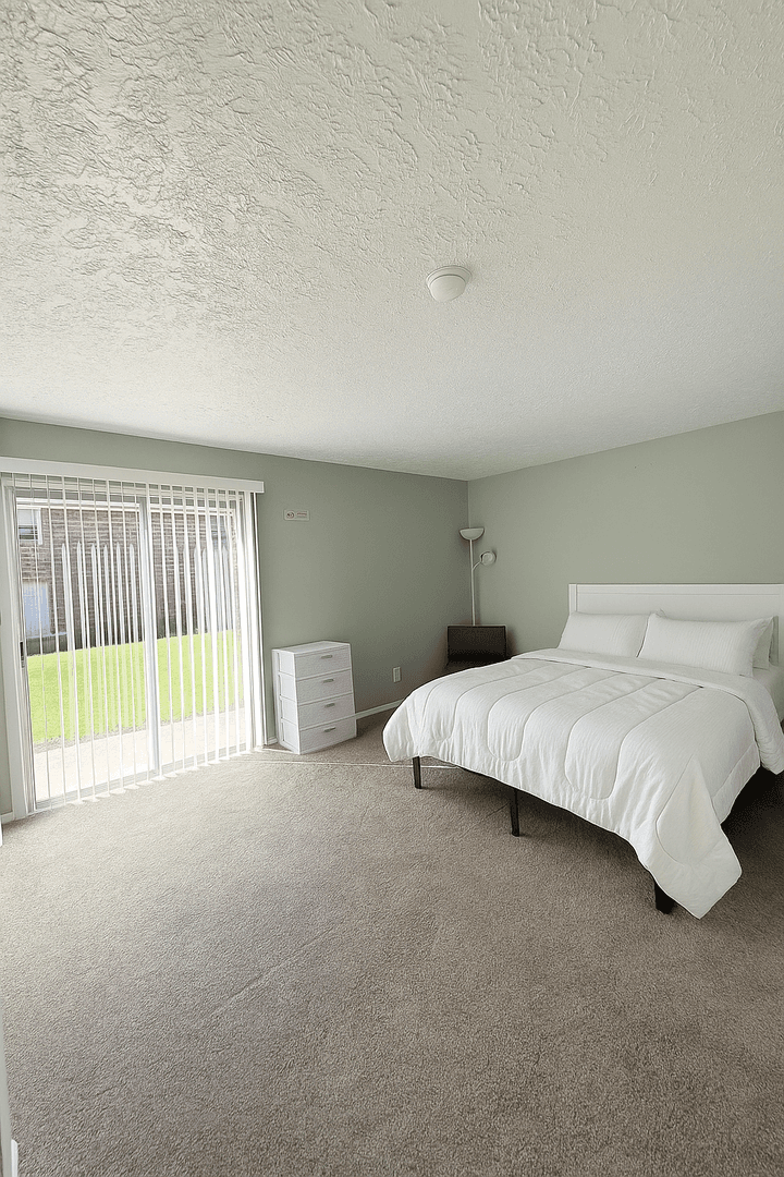 Savannah Apartment: 1901 Kingstown Drive