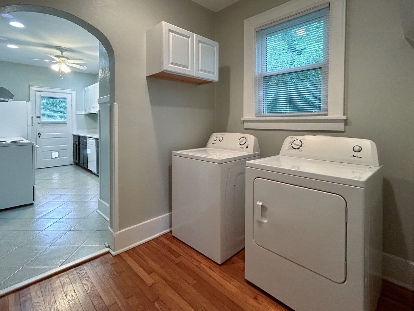 Savannah Apartment: 505 East 51st Street