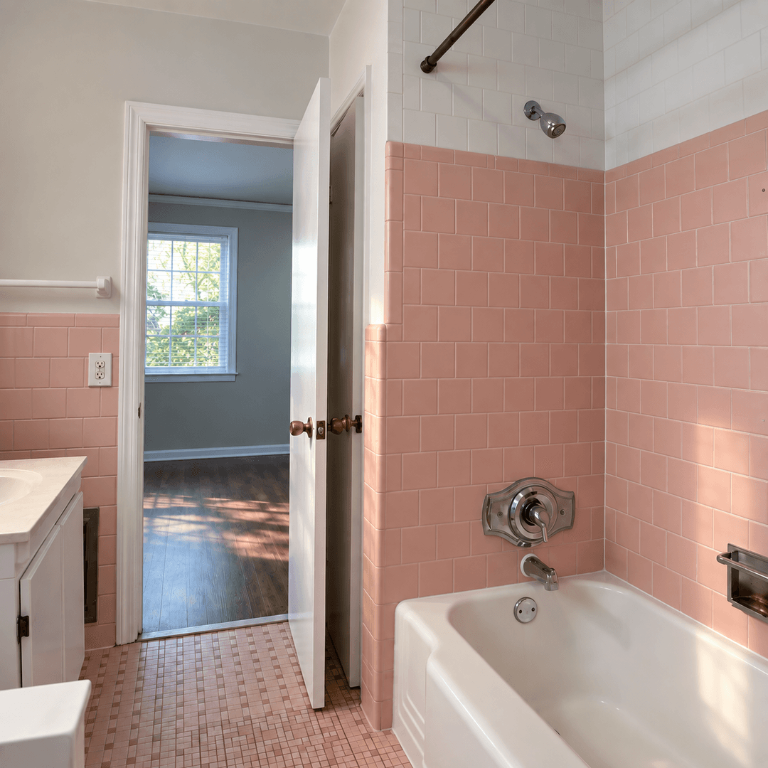 Savannah Apartment: 3 East 65th Street - #2