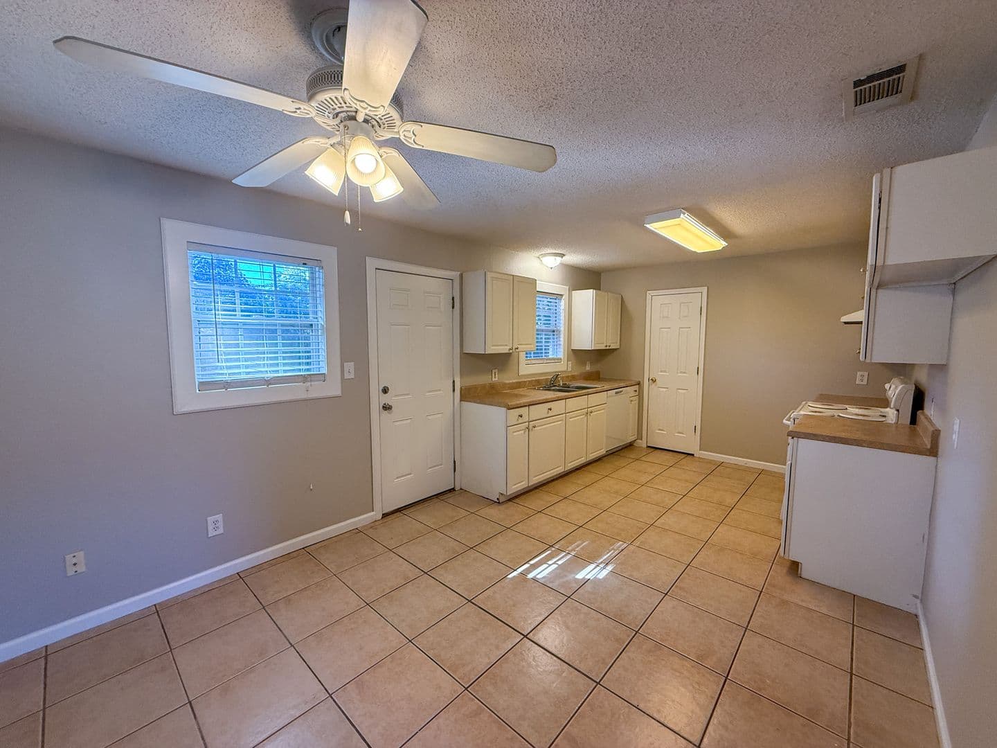 Pace House: 4321 Chalet Circle