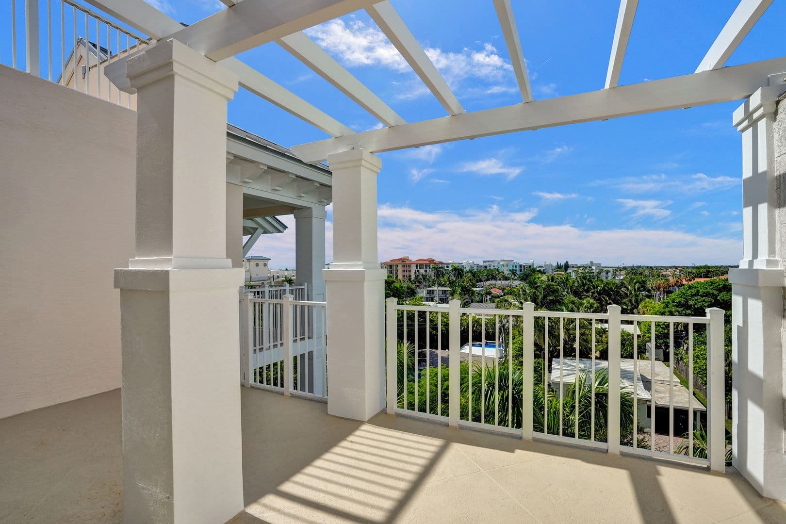 Deerfield Beach House: 1931 NE 2nd Street