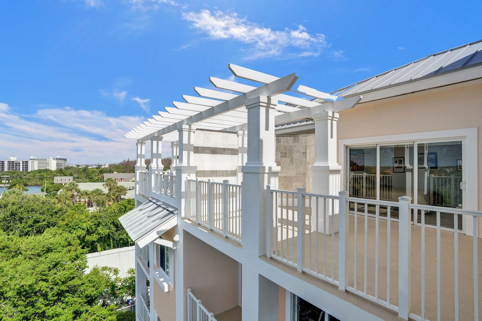 Deerfield Beach House: 1931 NE 2nd Street