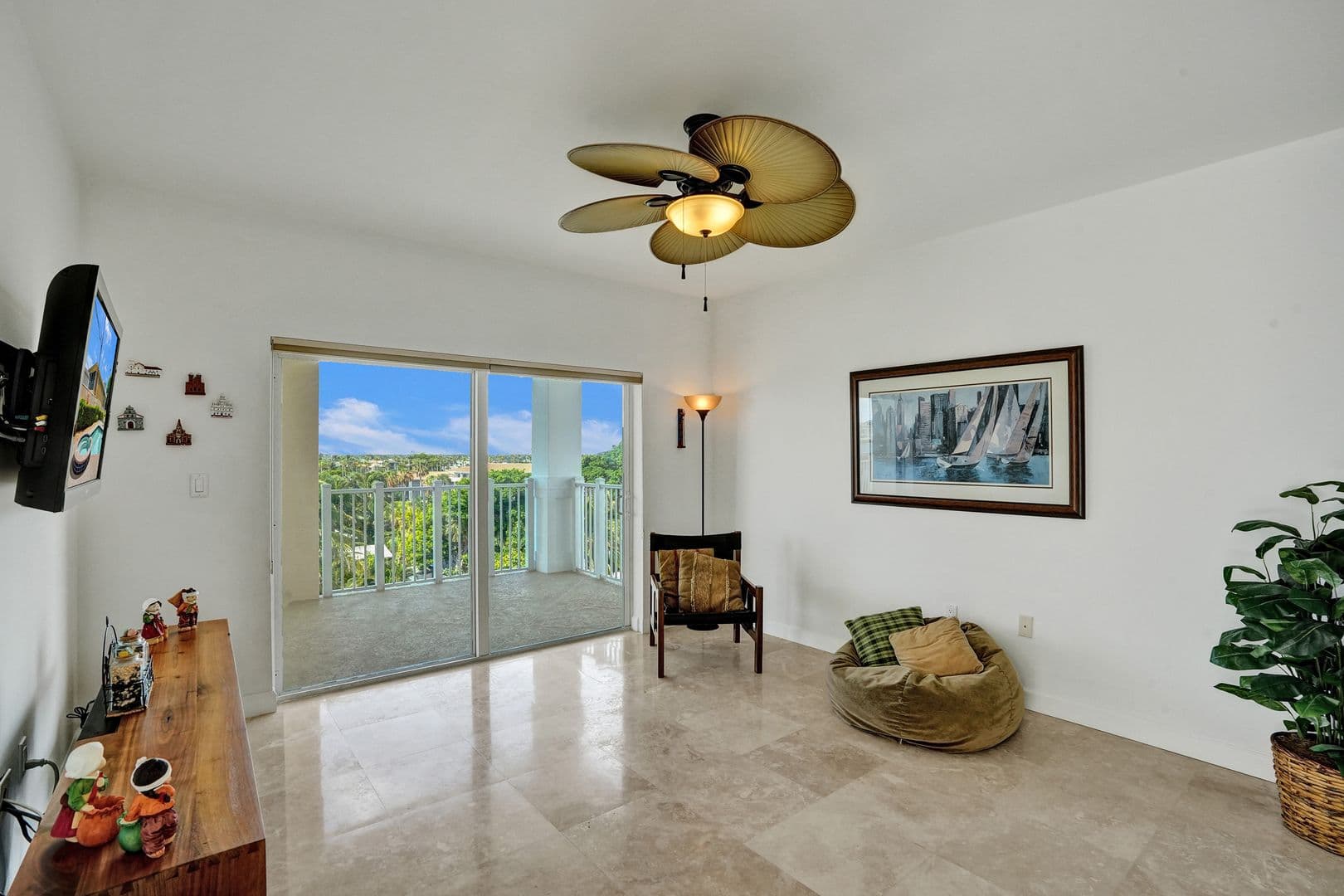 Deerfield Beach House: 1931 NE 2nd Street