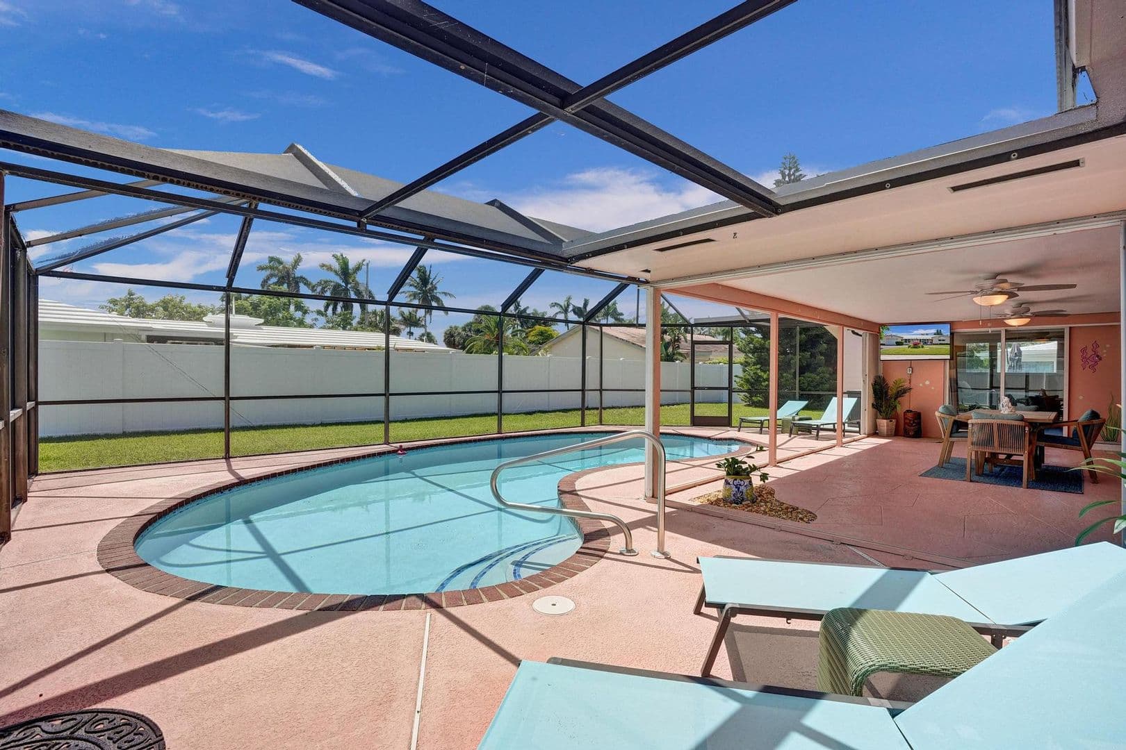 Deerfield Beach House: 1014 SE 14th Avenue