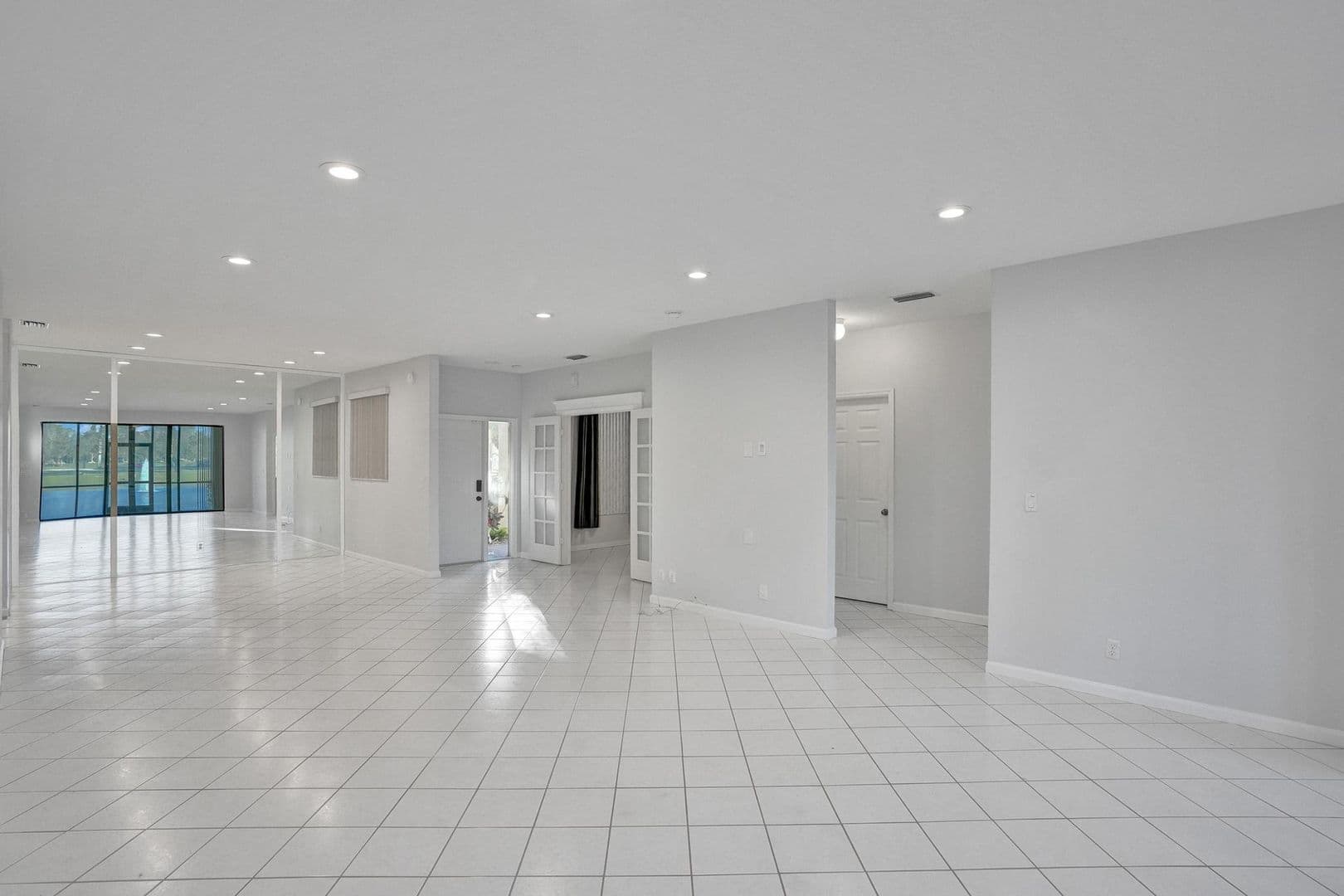 Boca Raton House: 6765 Montego Bay Blvd