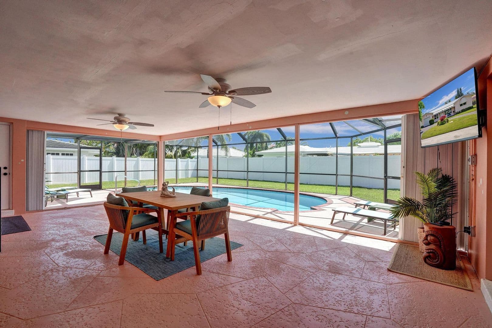 Deerfield Beach House: 1014 SE 14th Avenue