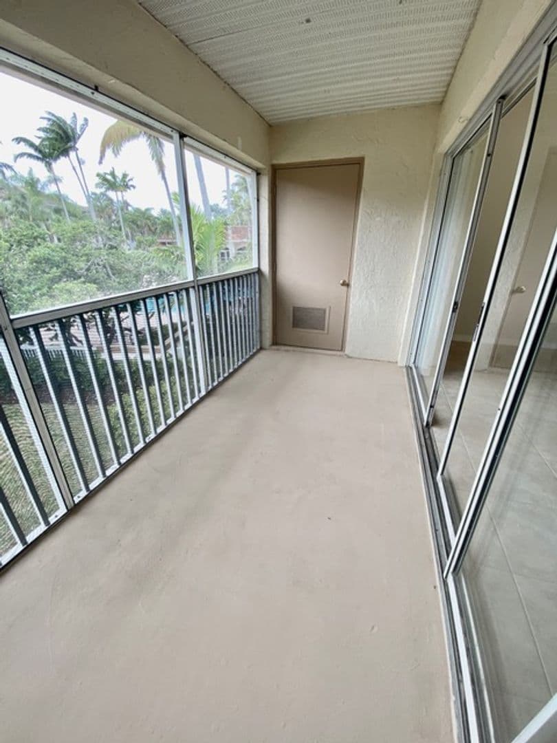 West Palm Beach Condo: 19216 Glenmoor Drive - 19216