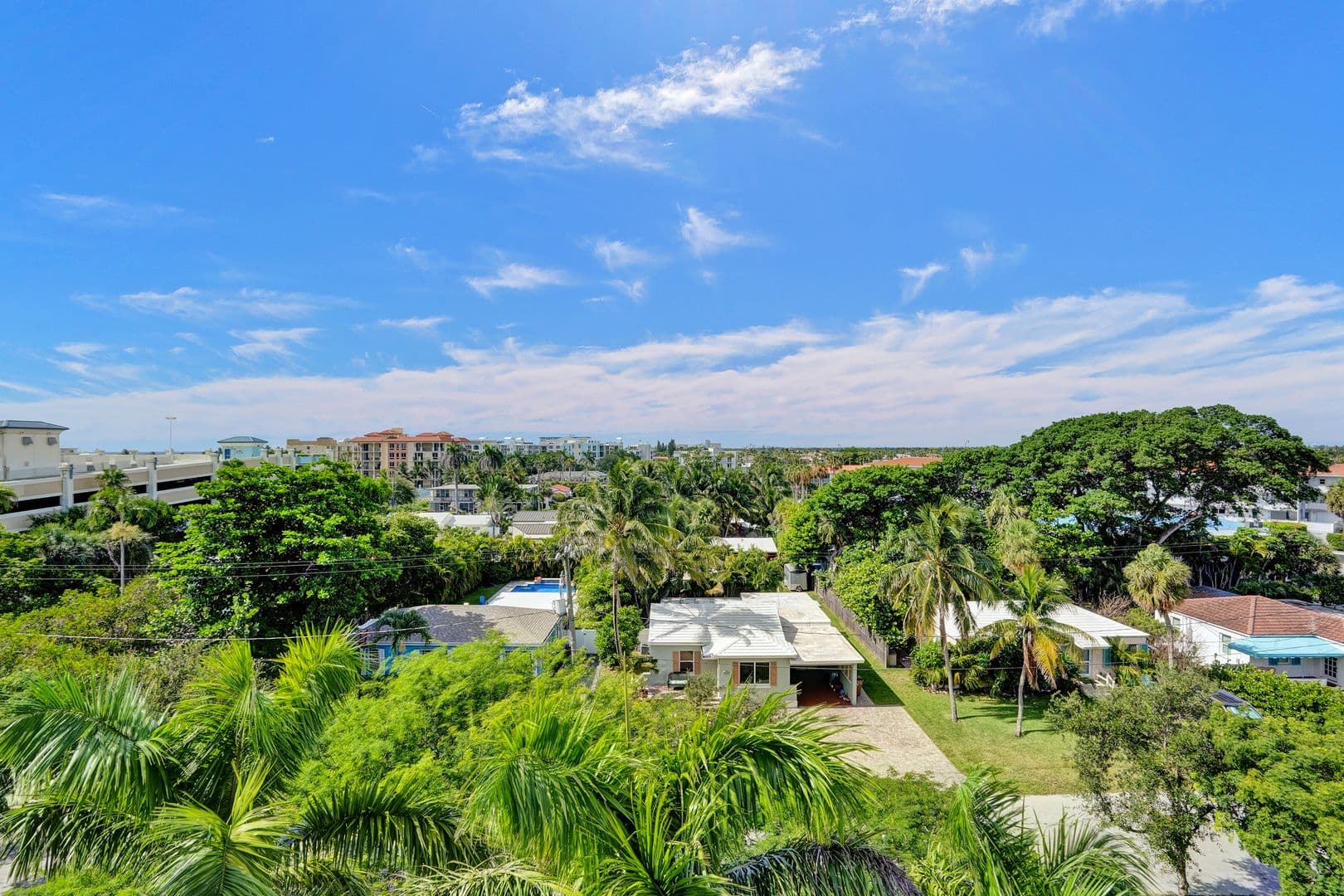 Deerfield Beach House: 1931 NE 2nd Street