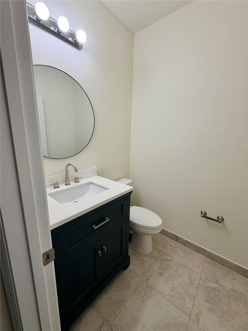 Davie House: 6561 N Anise Court