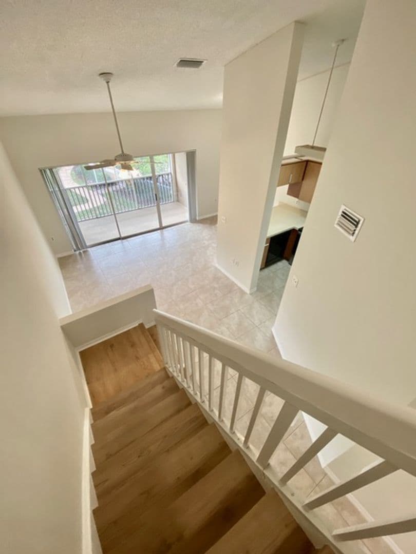 West Palm Beach Condo: 19216 Glenmoor Drive - 19216