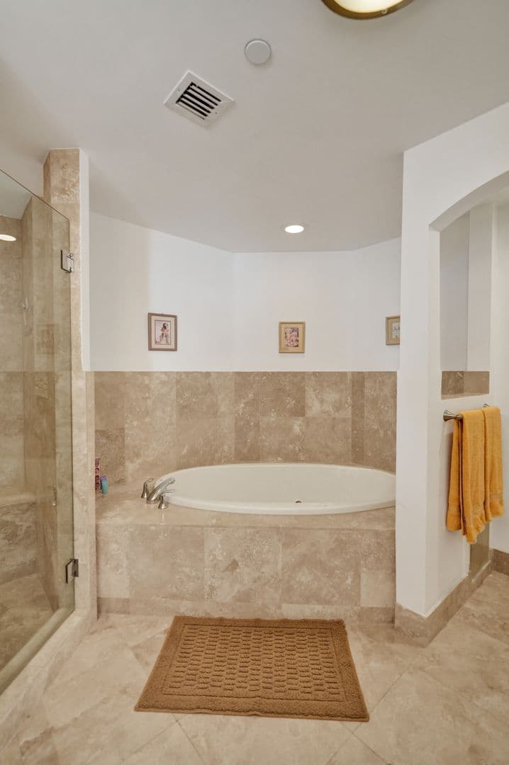 Deerfield Beach House: 1931 NE 2nd Street
