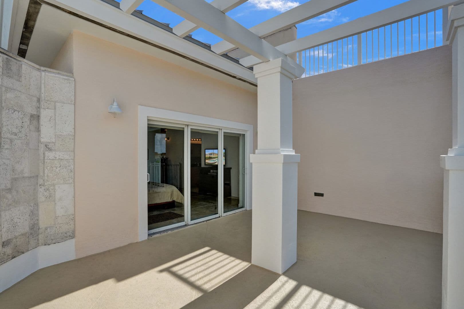 Deerfield Beach House: 1931 NE 2nd Street