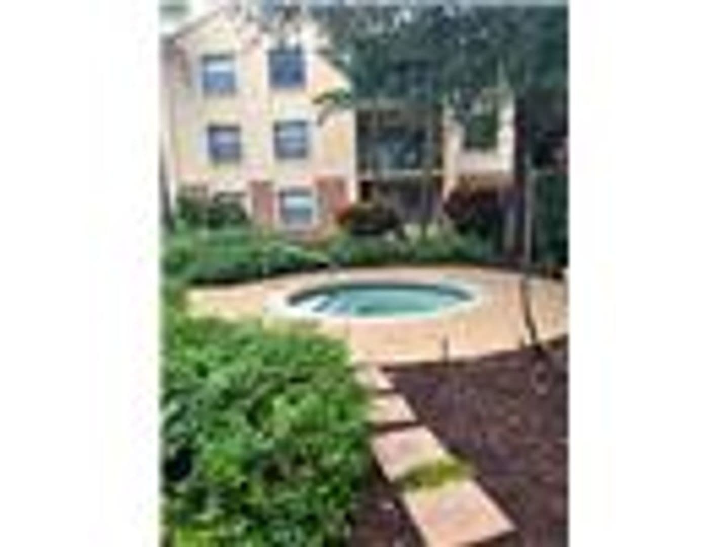 Sunrise Apartment: 9999 Summerbreeze Dr #615