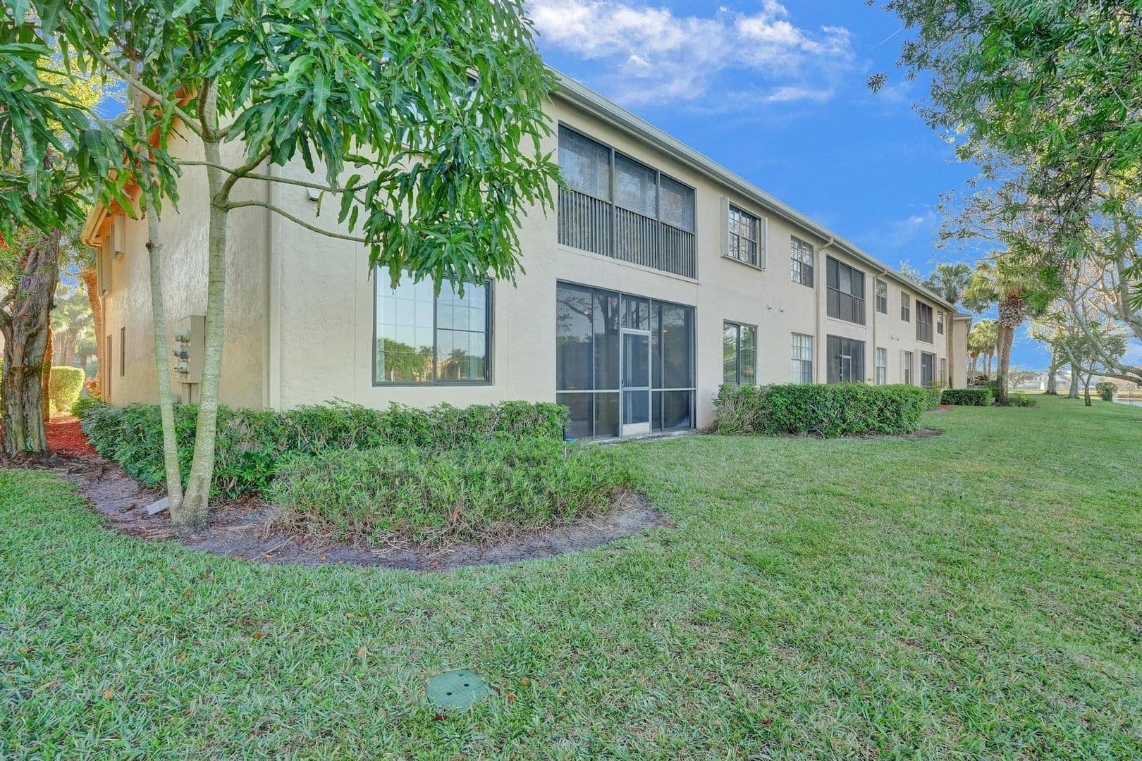 Boca Raton House: 6765 Montego Bay Blvd