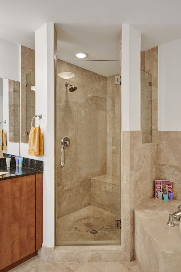 Deerfield Beach House: 1931 NE 2nd Street