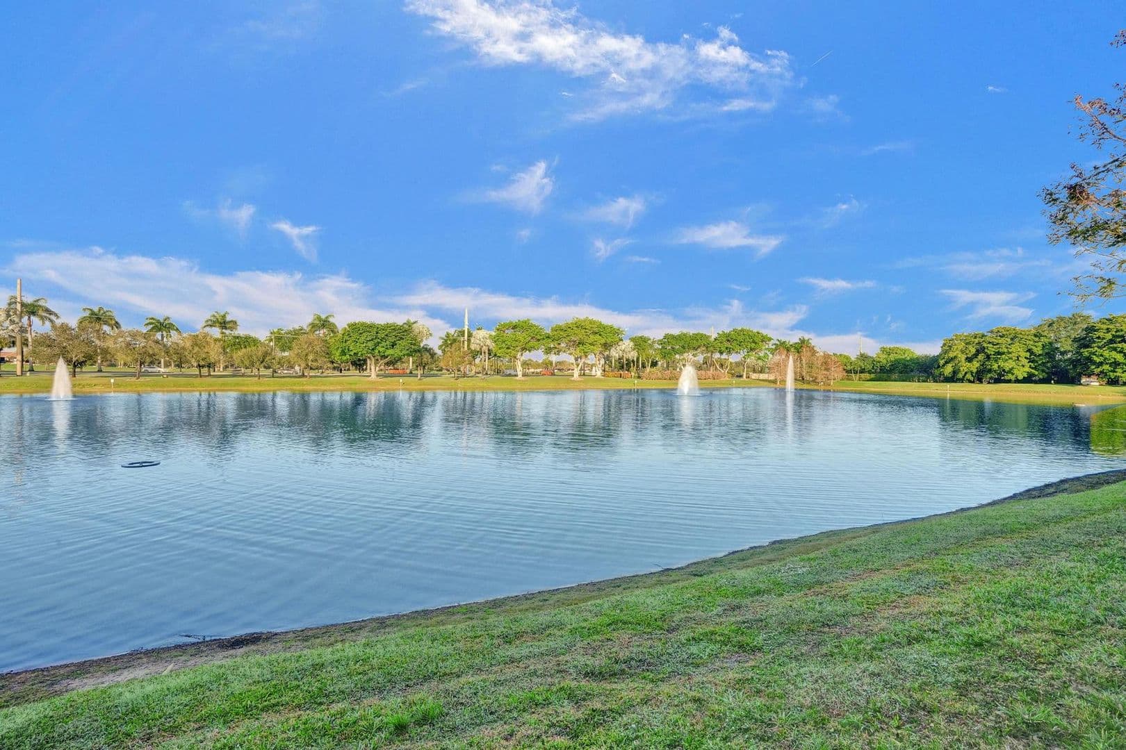 Boca Raton House: 6765 Montego Bay Blvd