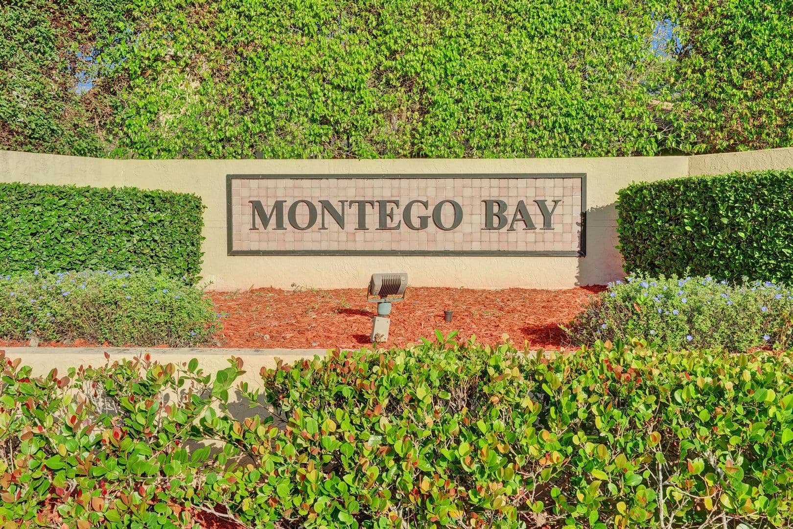 Boca Raton House: 6765 Montego Bay Blvd