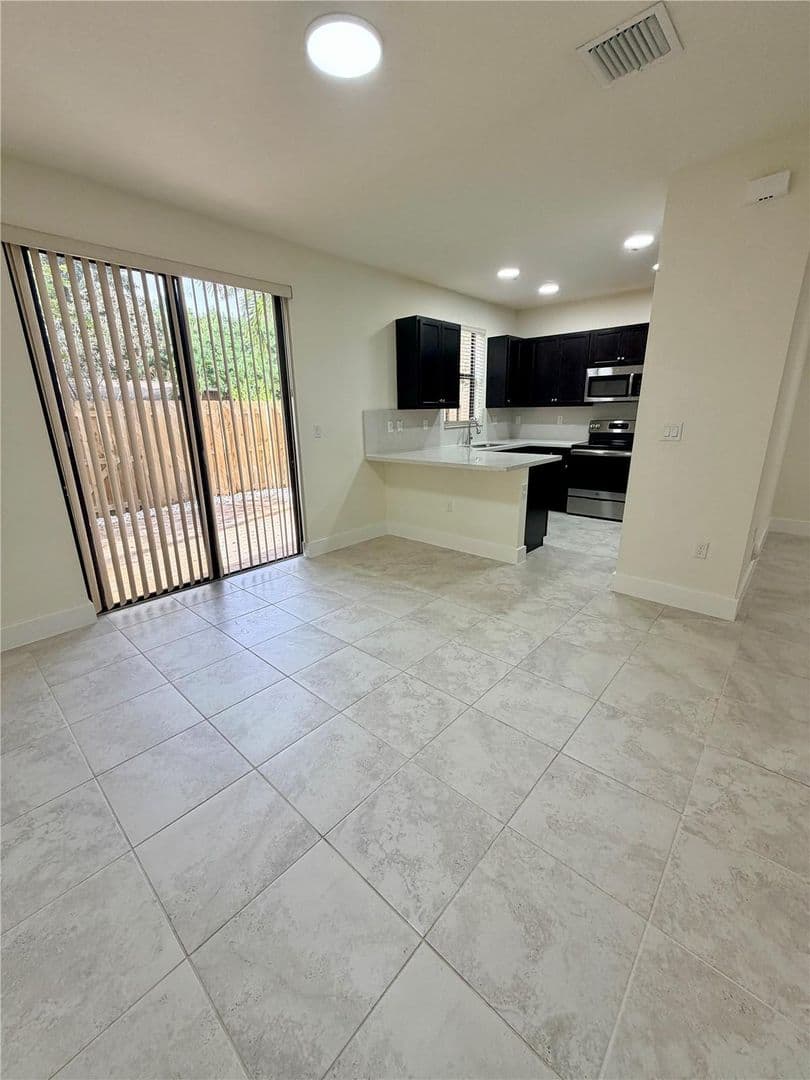 Davie House: 6561 N Anise Court
