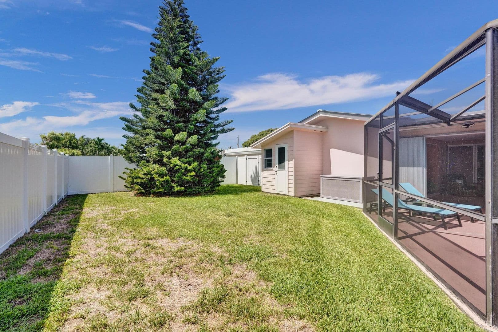Deerfield Beach House: 1014 SE 14th Avenue