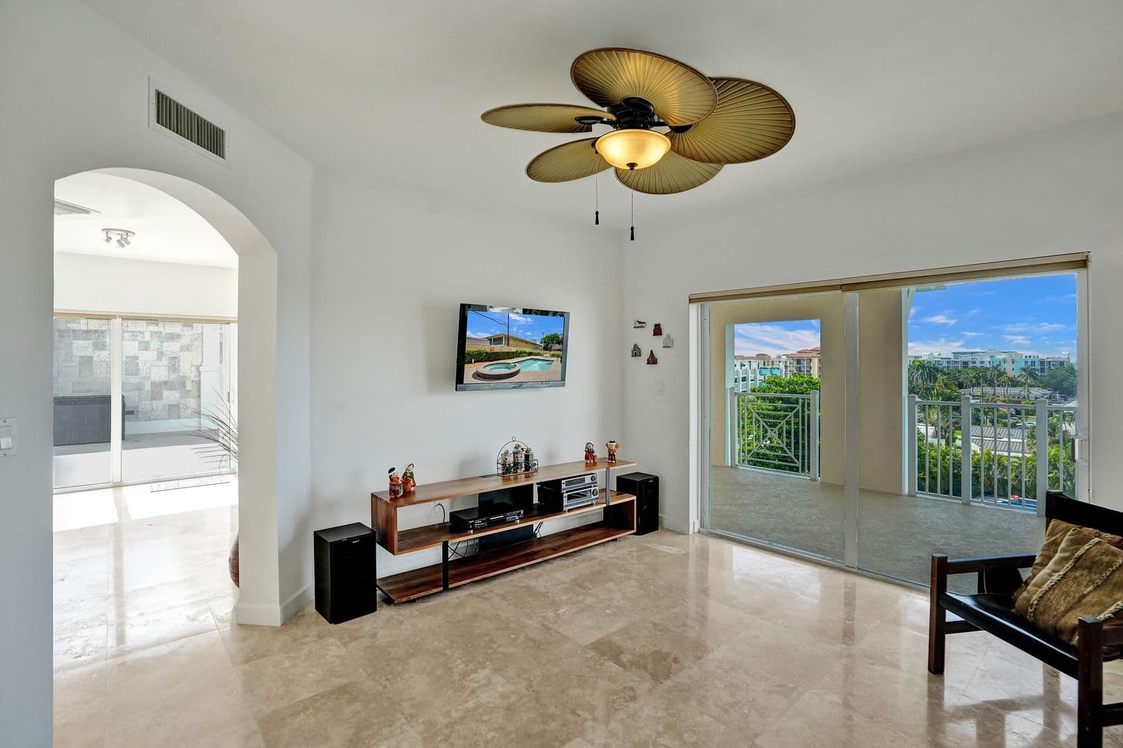 Deerfield Beach House: 1931 NE 2nd Street