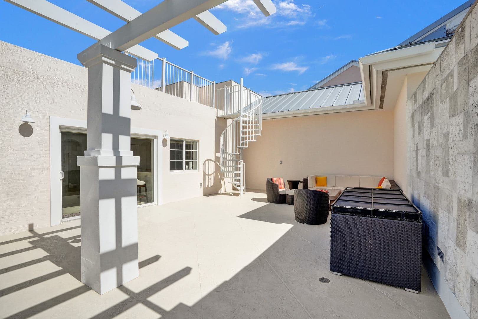 Deerfield Beach House: 1931 NE 2nd Street