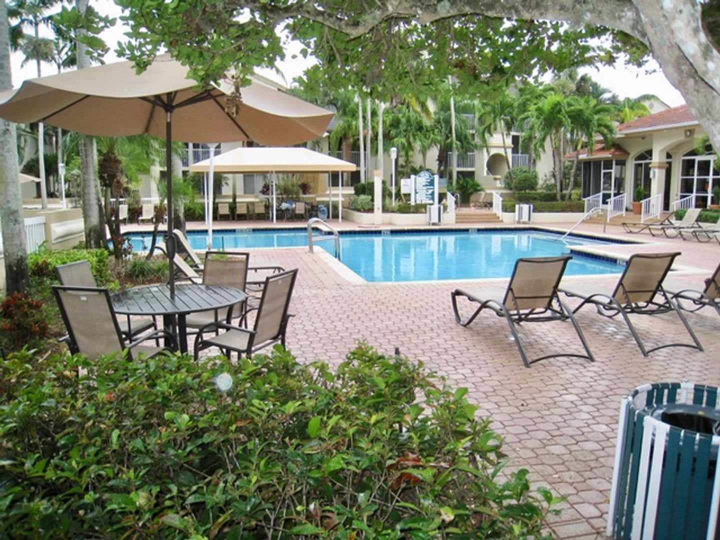 West Palm Beach Condo: 19216 Glenmoor Drive - 19216