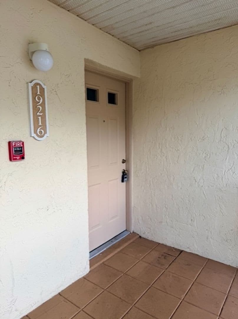 West Palm Beach Condo: 19216 Glenmoor Drive - 19216