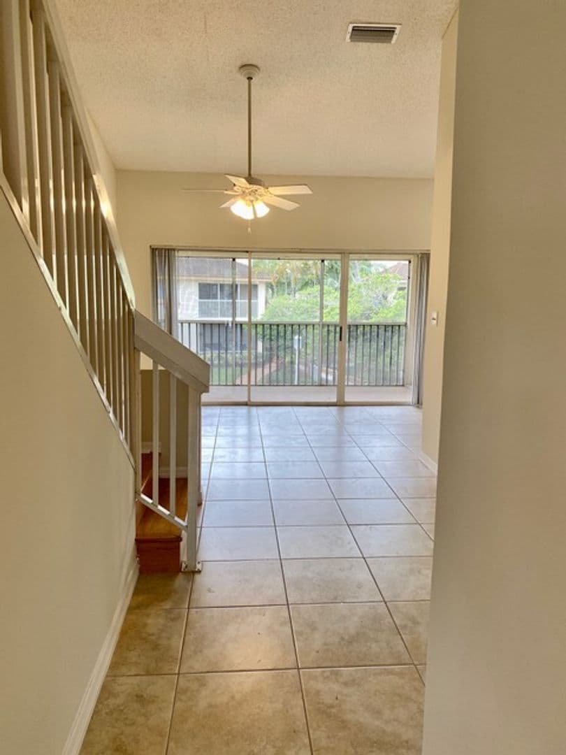 West Palm Beach Condo: 19216 Glenmoor Drive - 19216