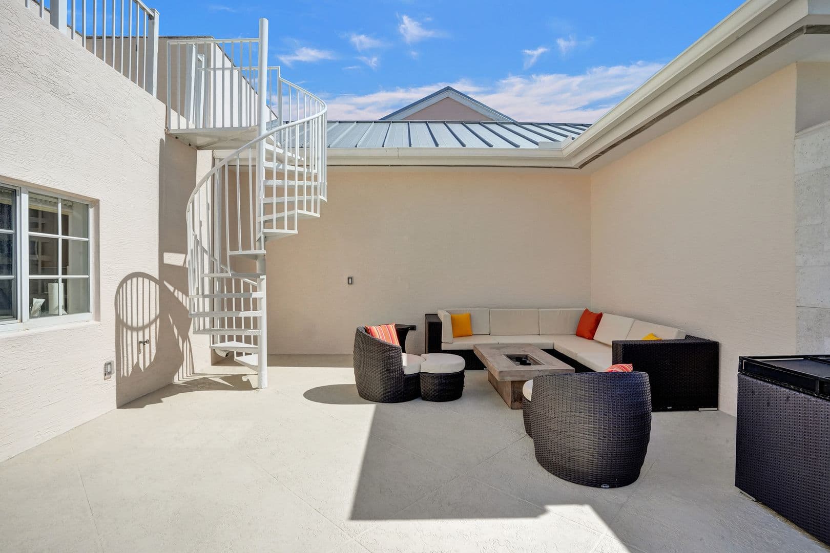 Deerfield Beach House: 1931 NE 2nd Street