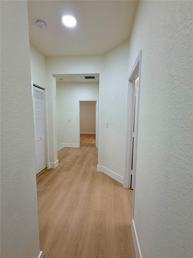 Davie House: 6561 N Anise Court