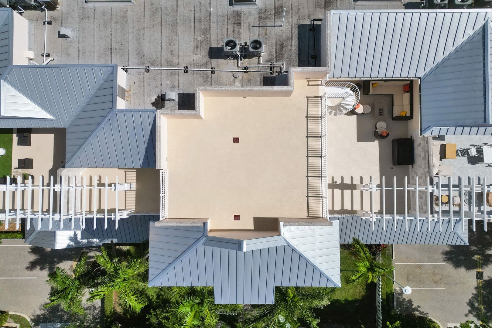 Deerfield Beach House: 1931 NE 2nd Street