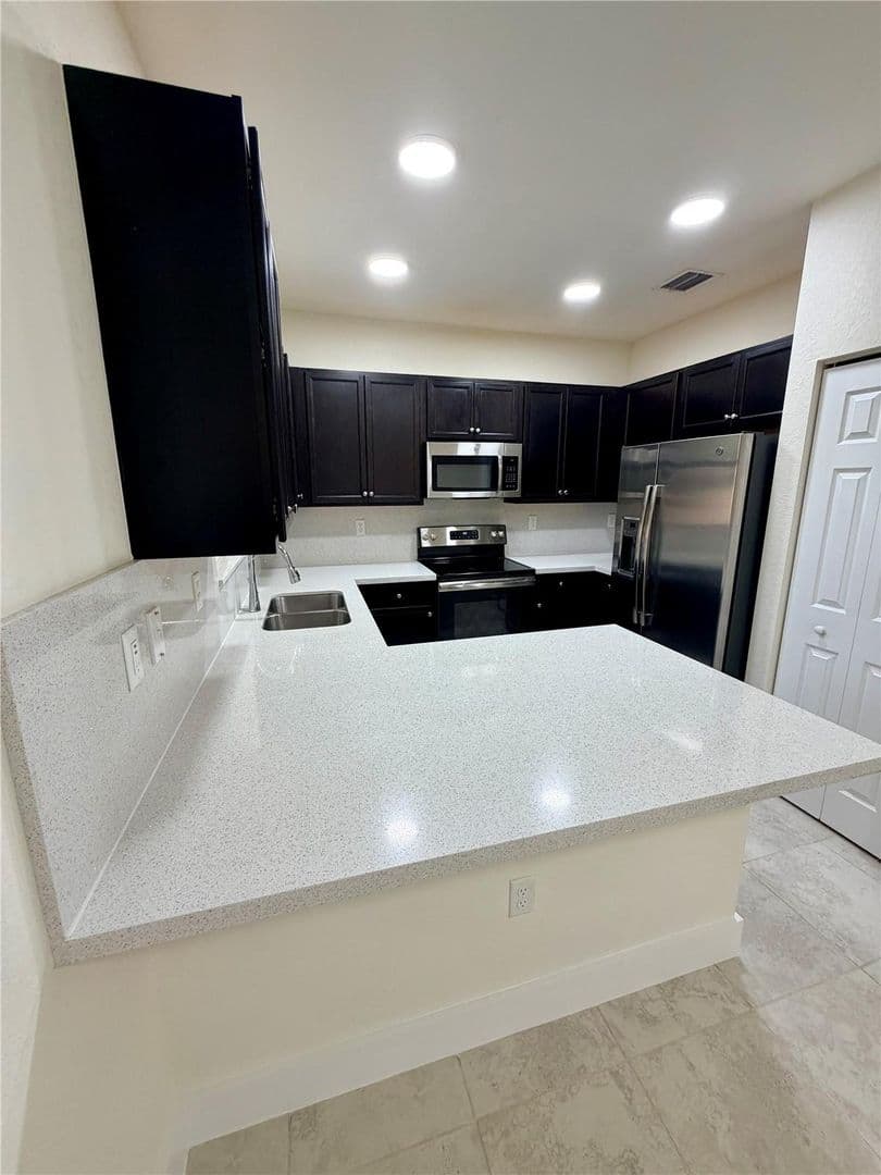 Davie House: 6561 N Anise Court