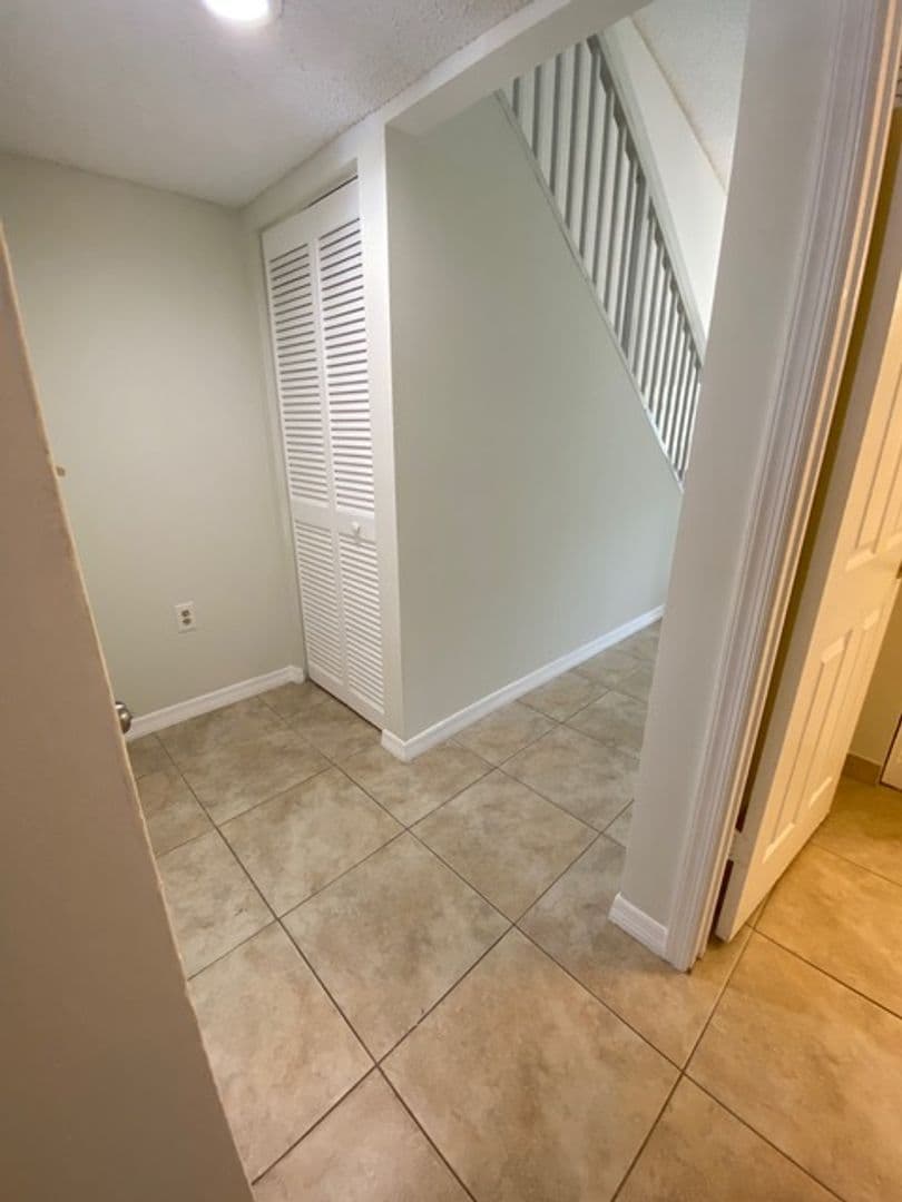 West Palm Beach Condo: 19216 Glenmoor Drive - 19216