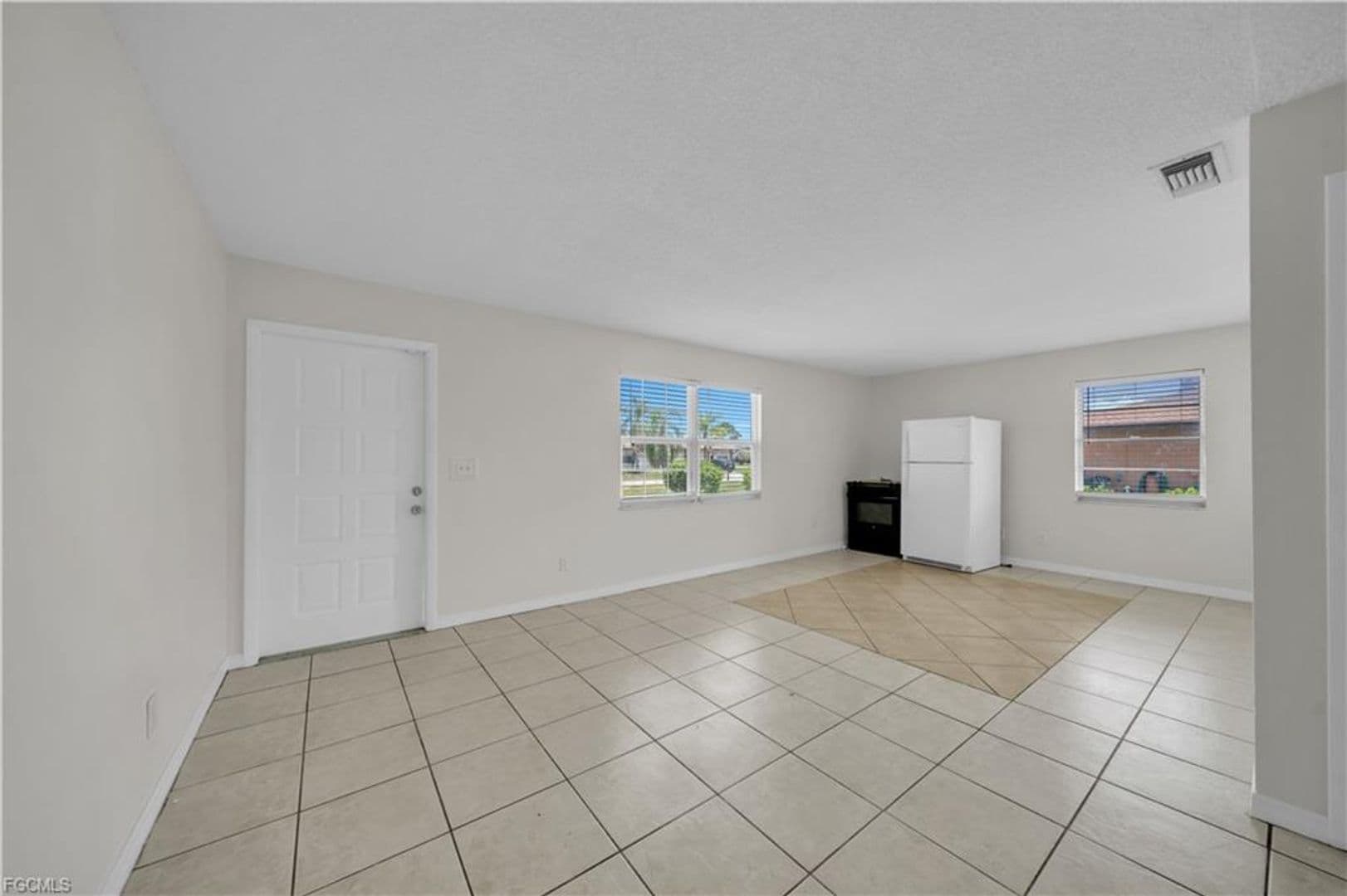 Fort Myers Apartment: 18252-18256 Morgan Drive