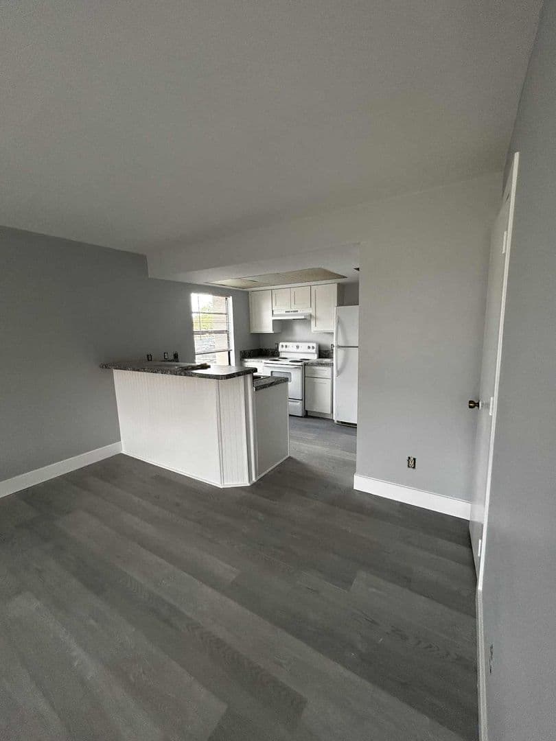 Cape Coral Apartment: 2829 Santa Barbara Blvd