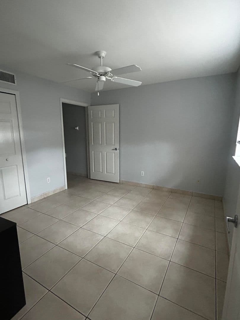 Cape Coral Apartment: 4023-4029 Skyline Blvd