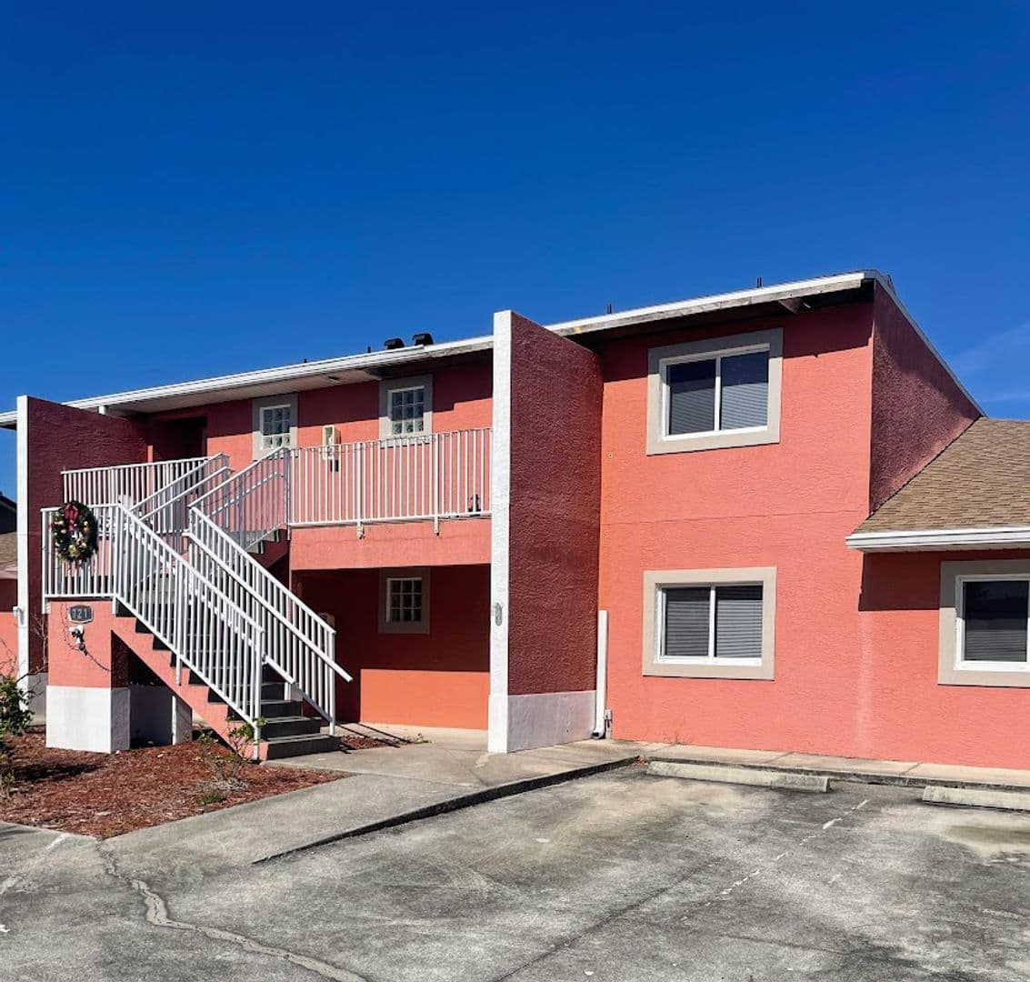 Cape Coral Apartment: 721 SW 36th St