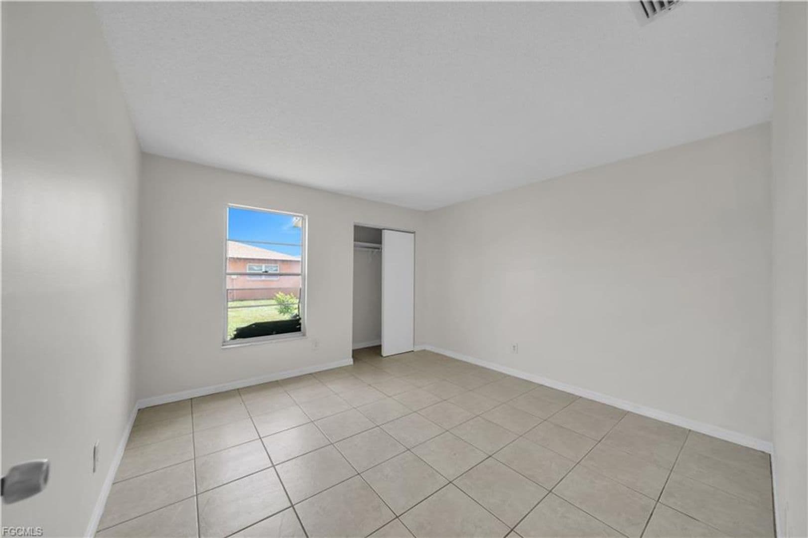 Fort Myers Apartment: 18252-18256 Morgan Drive