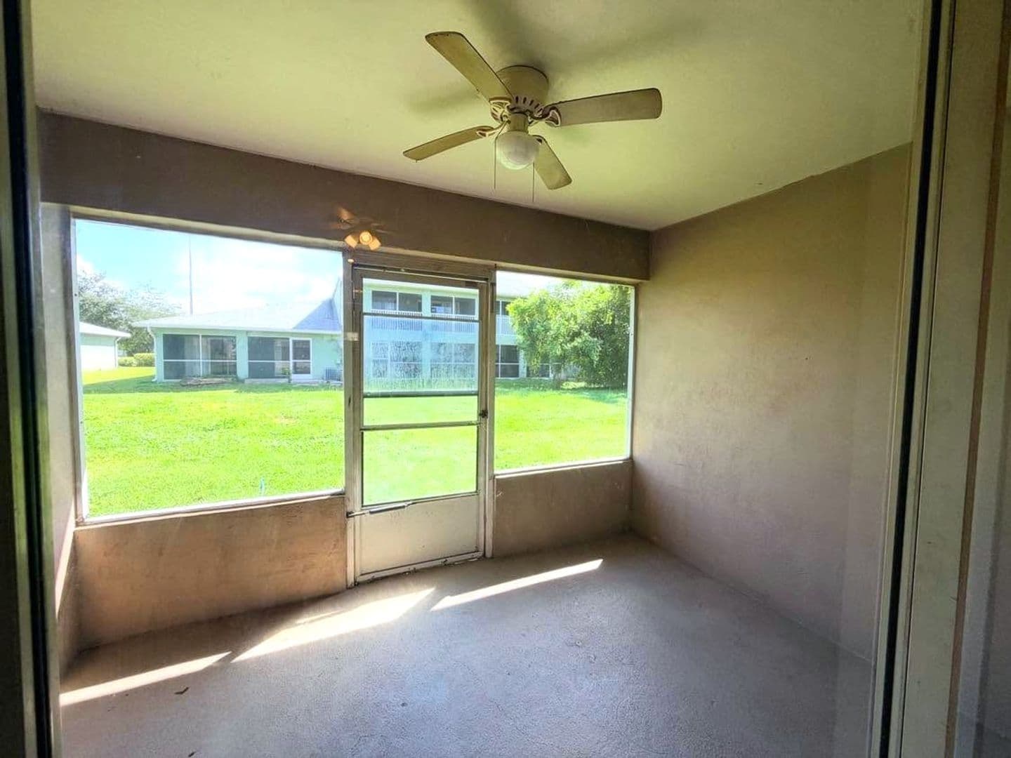 Cape Coral House: 513 NE 24th Ave