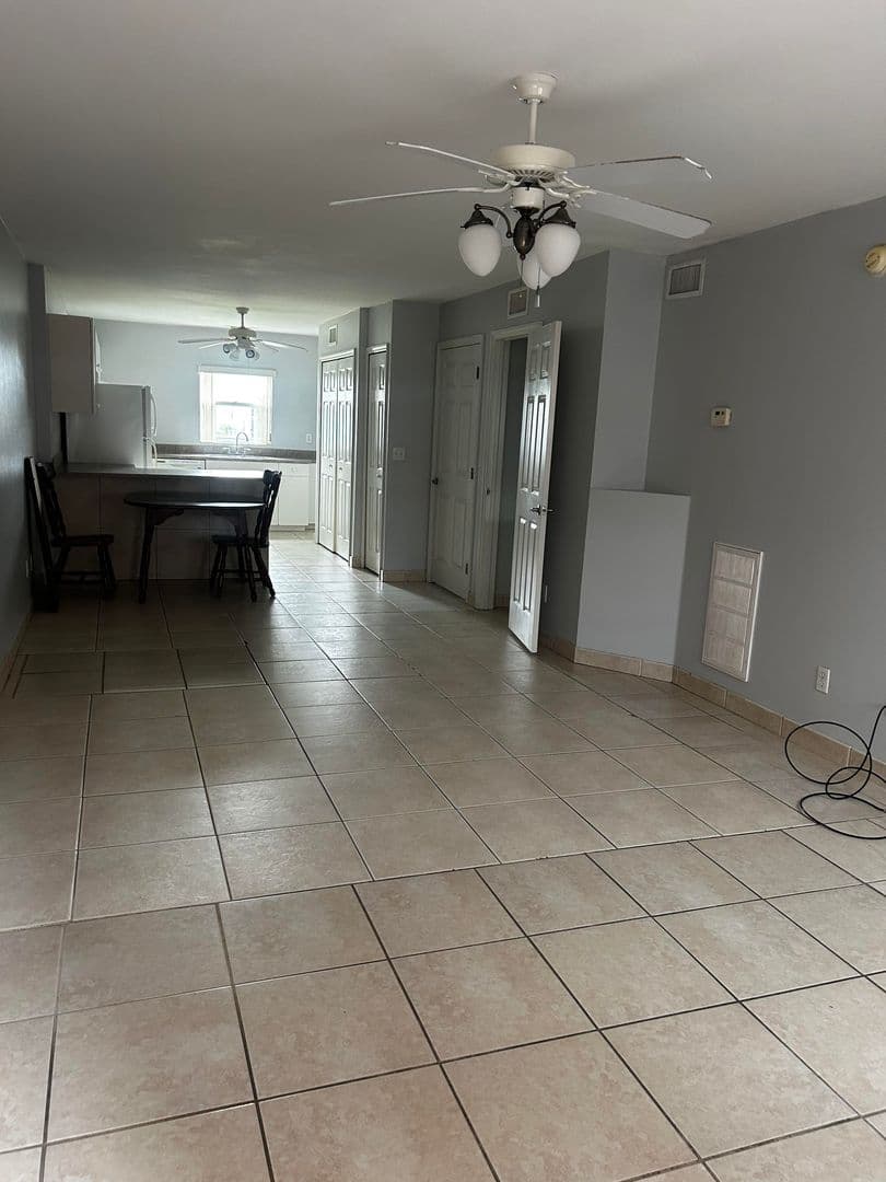 Cape Coral Apartment: 4023-4029 Skyline Blvd
